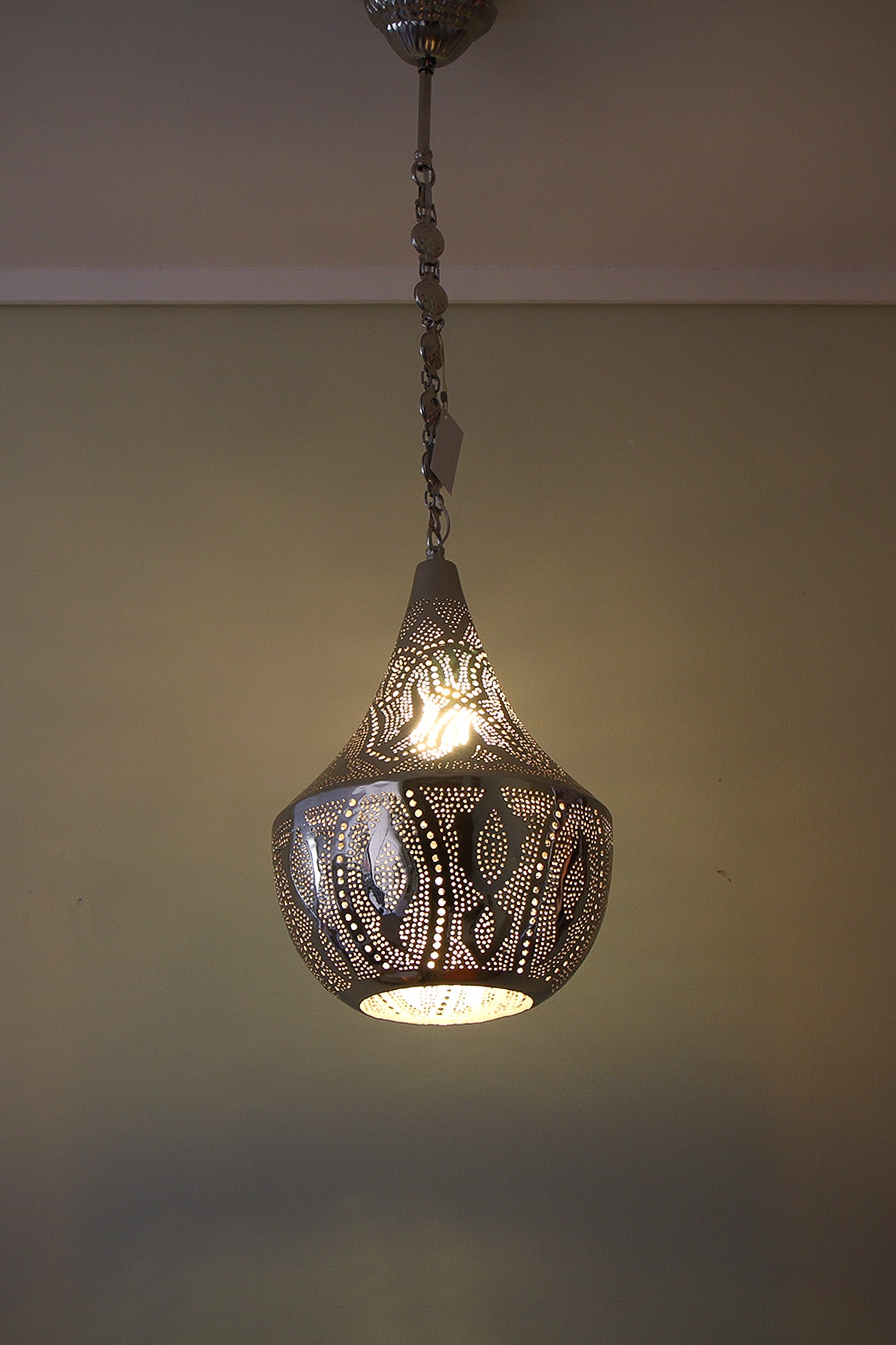 Lámpara turca colgante metal perforado a mano Dahab M