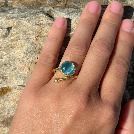 Anillo ajustable Bruma Celeste - Baño de oro 22 k