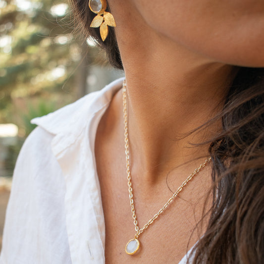 Collar cadena Bruma Blanco - Baño de oro 22k