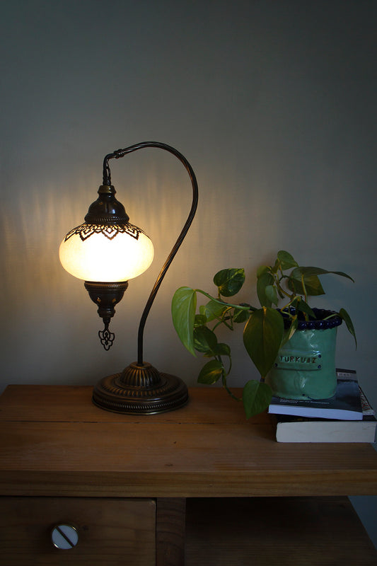 Lámpara turca cisne M craquelada blanca + ampolleta