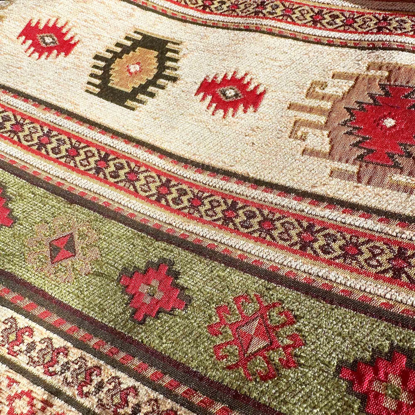 Cojín turco 44x44 Kilim Beige y Verde