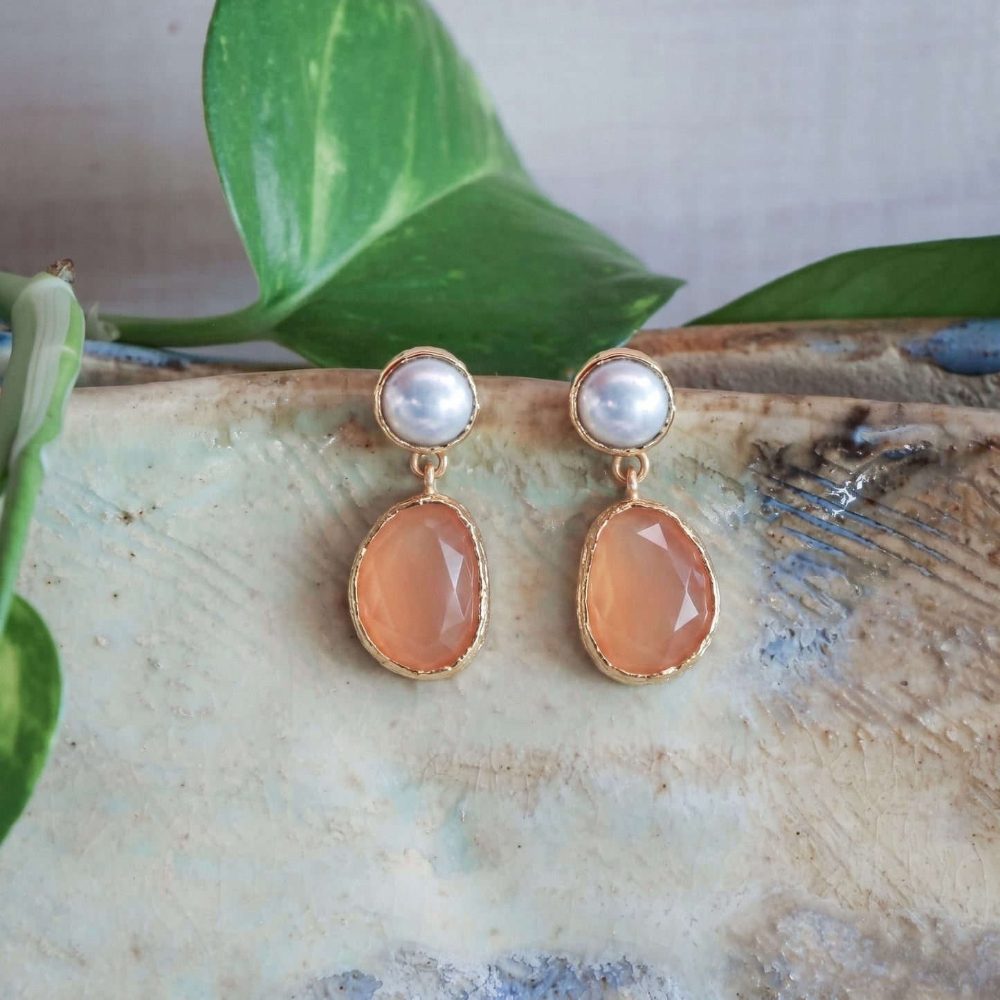 Aros Brisa Peach - Baño de oro 22k