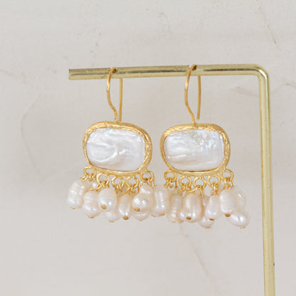 Aros Rania perla L - Baño de oro 22k