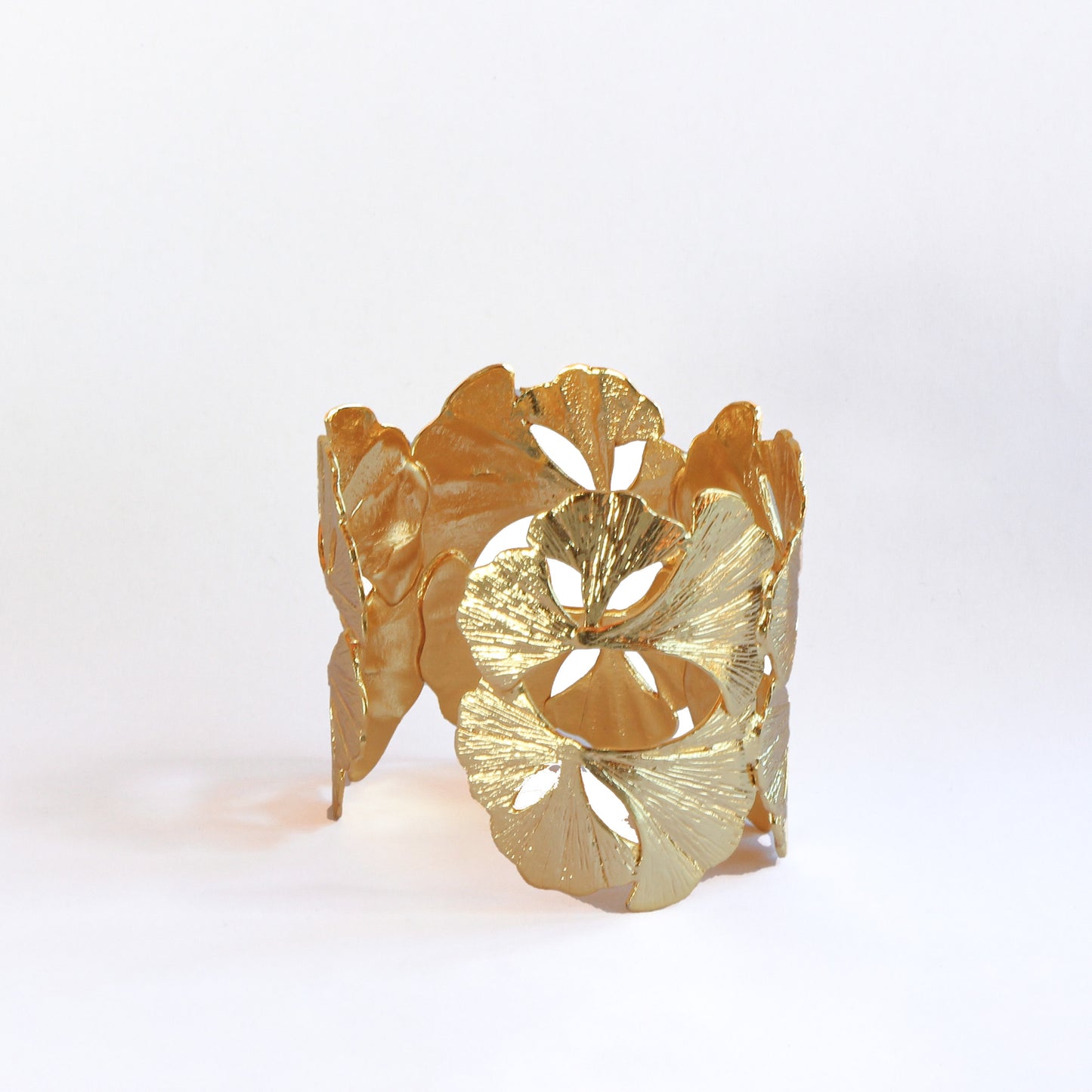 Brazalete ajustable Biloba - Baño de oro 22k