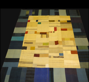 Kilim patchwork azul y beige