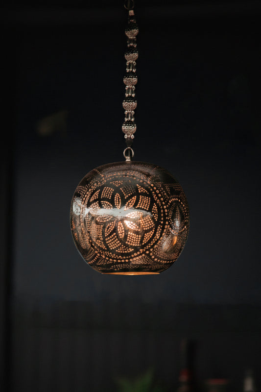 Lámpara turca colgante metal perforado a mano Musa M