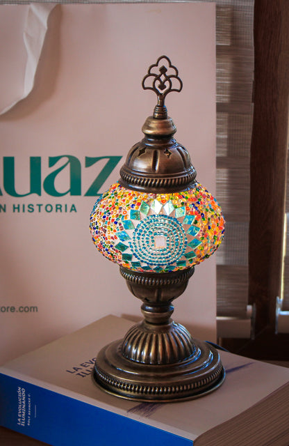 Pack Myra: Lámpara de mesa S + Portavela + Ampolleta + Velita y regalito