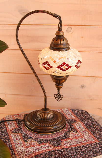 Lámpara turca cisne M Beads Blanco y Rojo + ampolleta