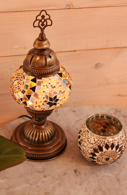 Pack Ámbar: Lámpara de mesa S + Portavela + Ampolleta + Velita y regalito