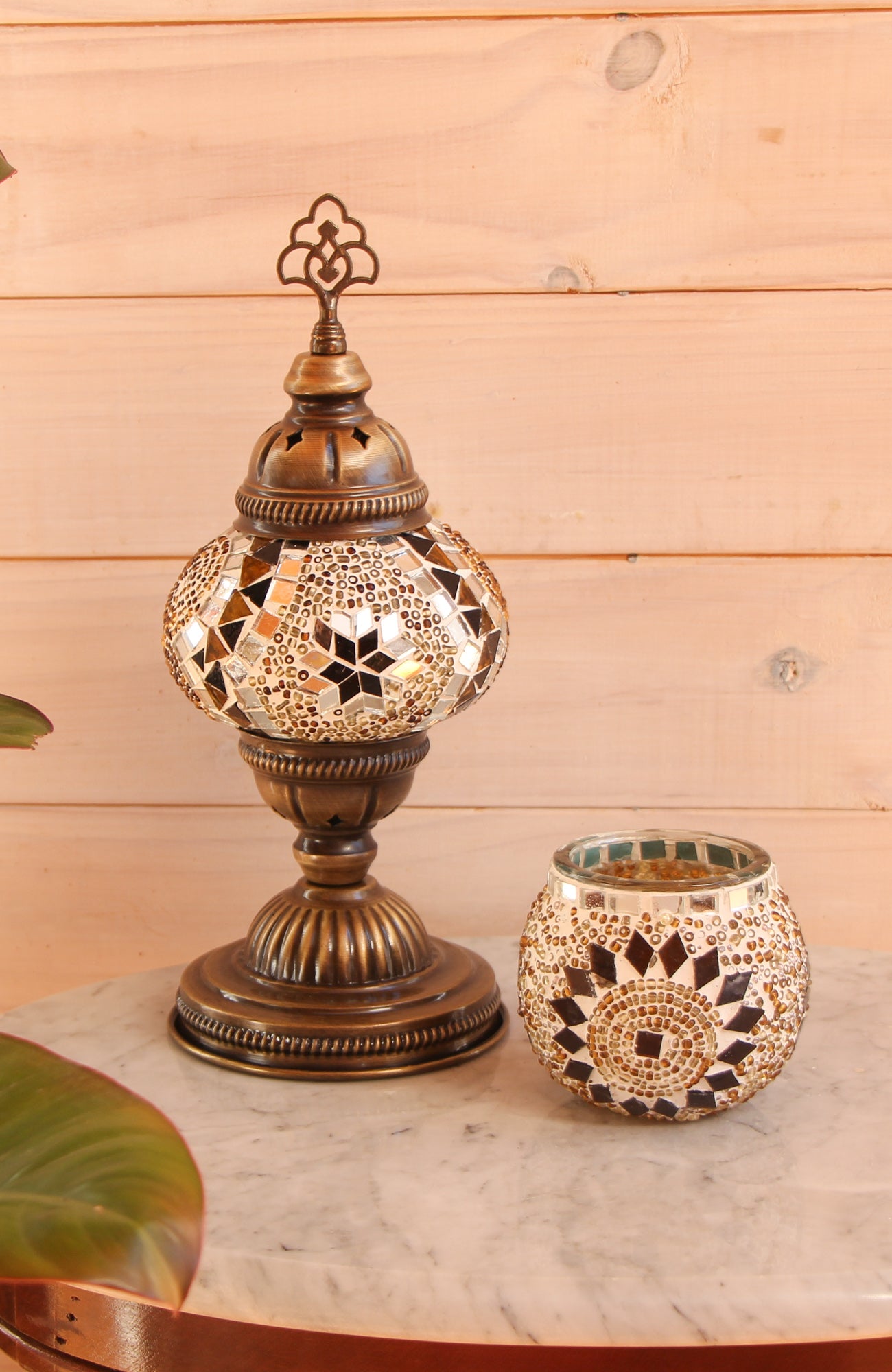 Pack Ámbar: Lámpara de mesa S + Portavela + Ampolleta + Velita y regalito