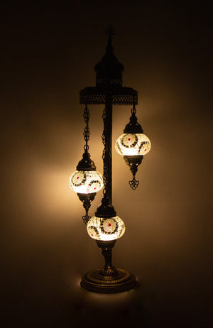 Lámpara turca de pie de 3 esferas S blancas