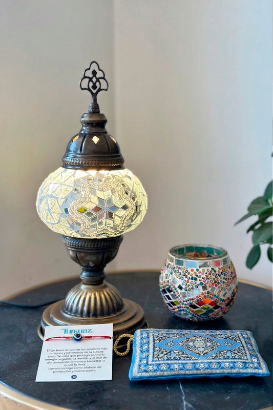 Pack Zeynep: Lámpara de mesa S + Portavela + Ampolleta y 2 regalos