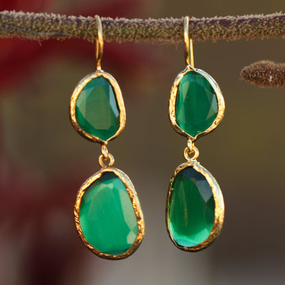 Aros Doble Aura Verde esmeralda - Baño de oro 22k