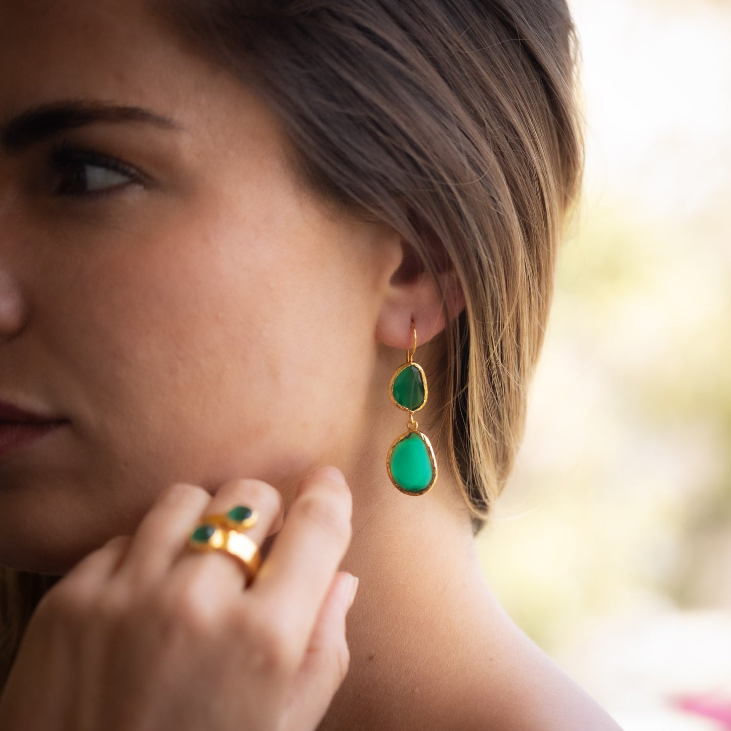 Aros Doble Aura Verde esmeralda - Baño de oro 22k