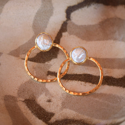 Aros Amina perla - Baño de oro 22k