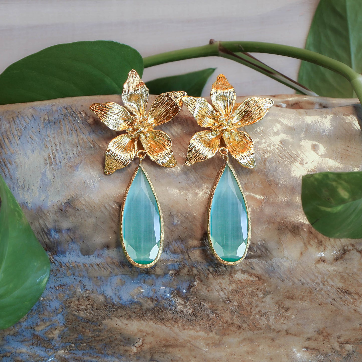 Aros Orquídea Verdeagua XL - Baño de oro 22k