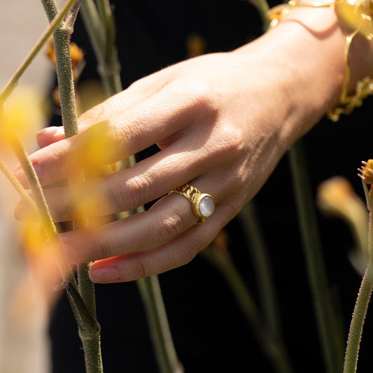 Anillo ajustable Zina Gris - Baño de oro 22 k