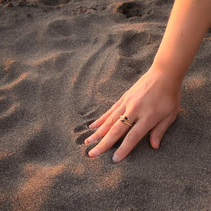 Anillo ajustable Zeyna Negro - Baño de oro 22 k