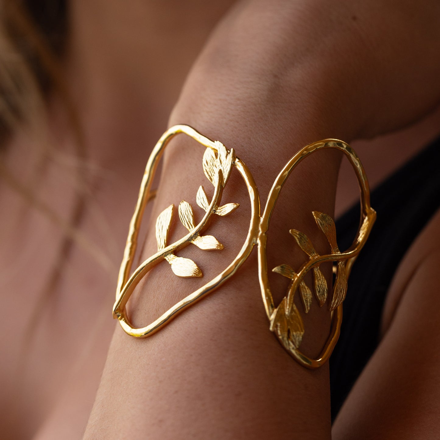 Brazalete ajustable Zeytin - Baño de oro 22k