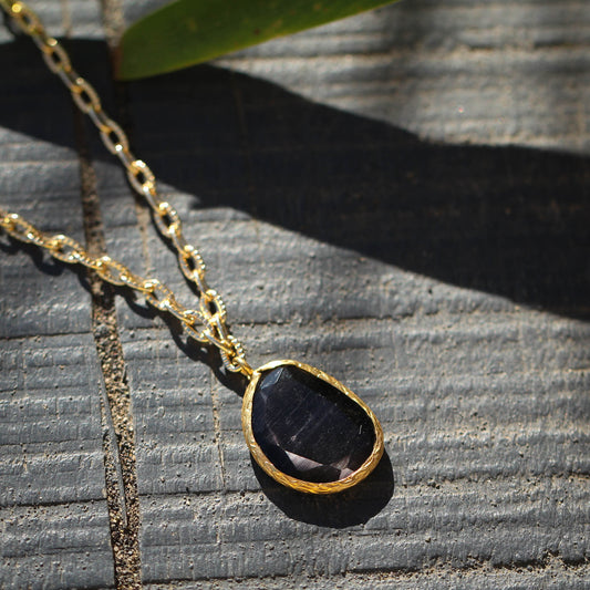 Collar cadena Aura Negro - Baño de oro 22k