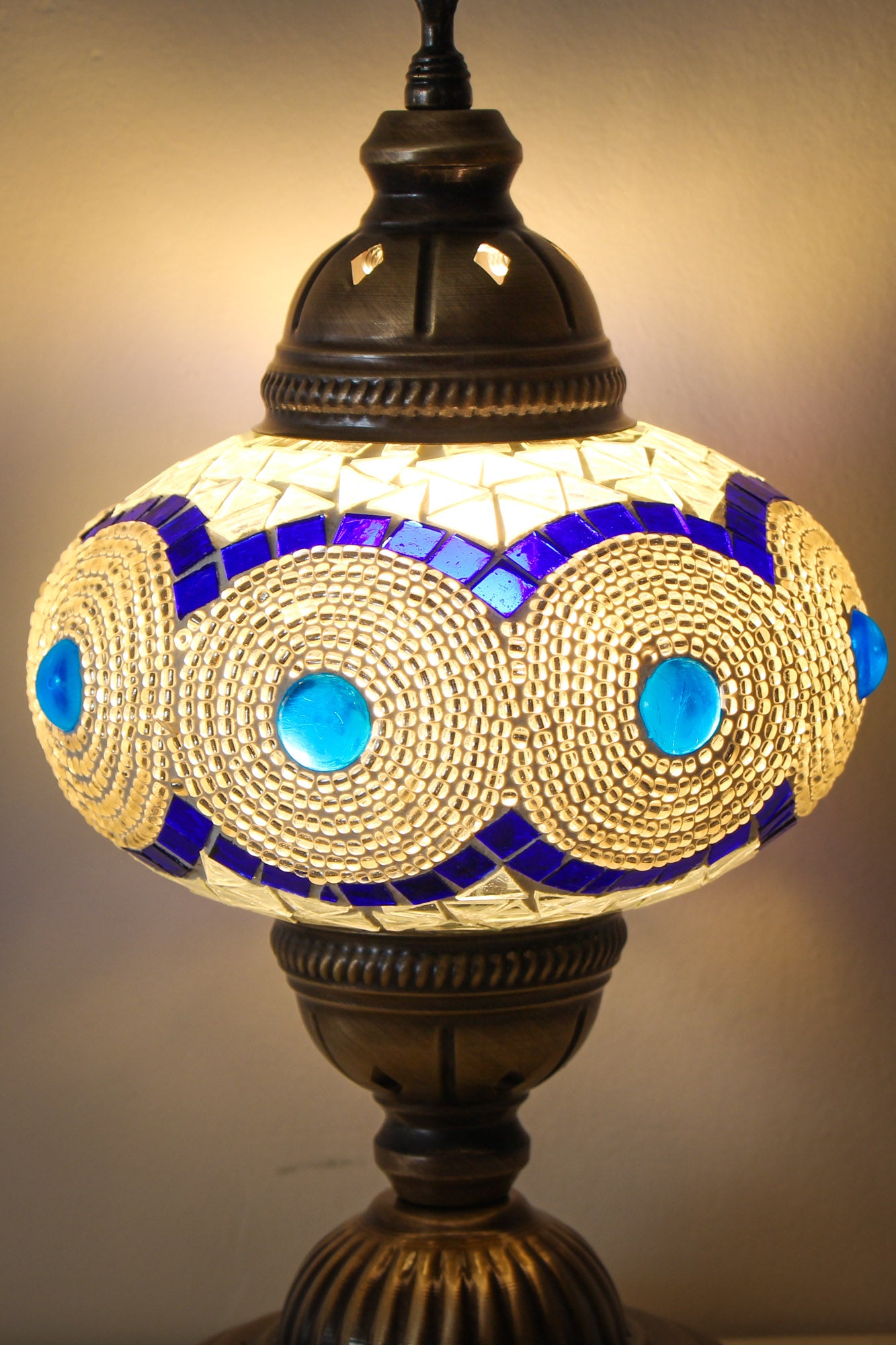 Lámpara turca de mesa M blanca y azul + ampolleta