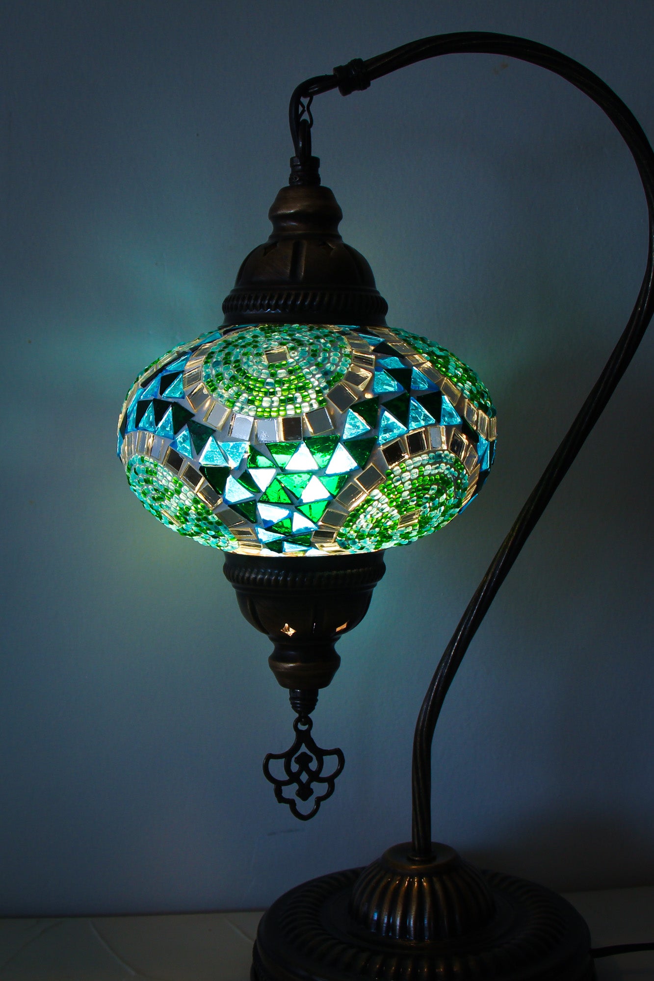 Lámpara turca cisne M remolinos verde y turquesa + ampolleta