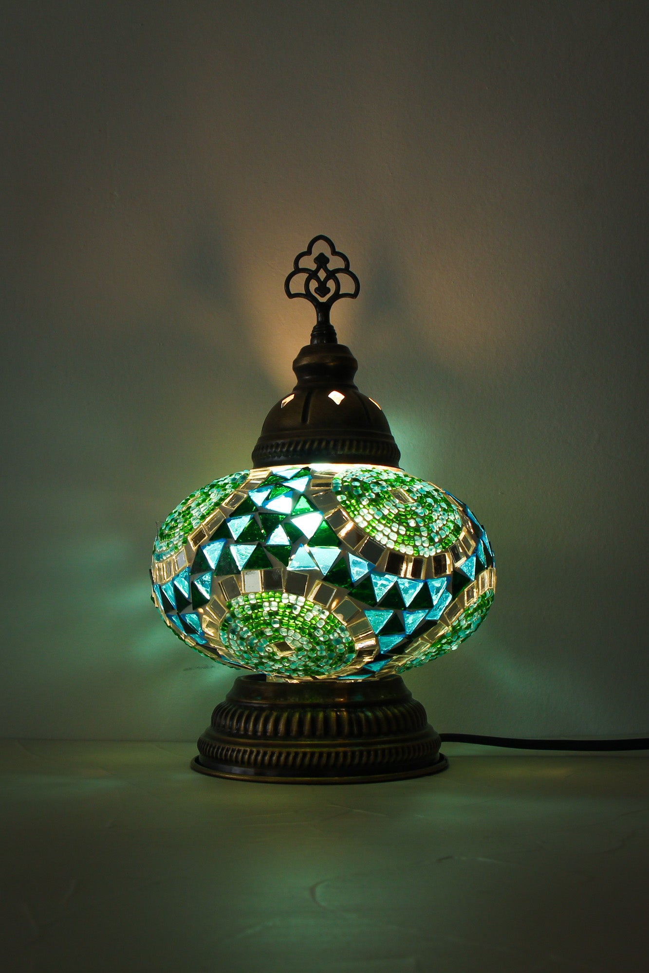 Lámpara turca decorativa baja de mesa M verde + ampolleta