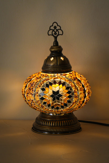 Lámpara turca decorativa baja de mesa M ámbar + ampolleta