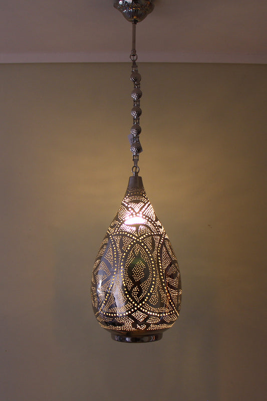 Lámpara turca colgante metal perforado a mano Wadi Rum